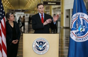 Napolitano observes as Pistole give speech at Regan National Airport