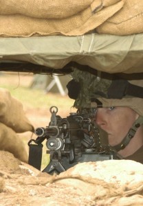 soldier-fighting-position-m240