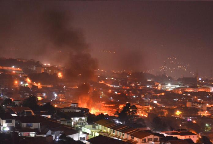 SanCristobalAyer-neighborhood-burning